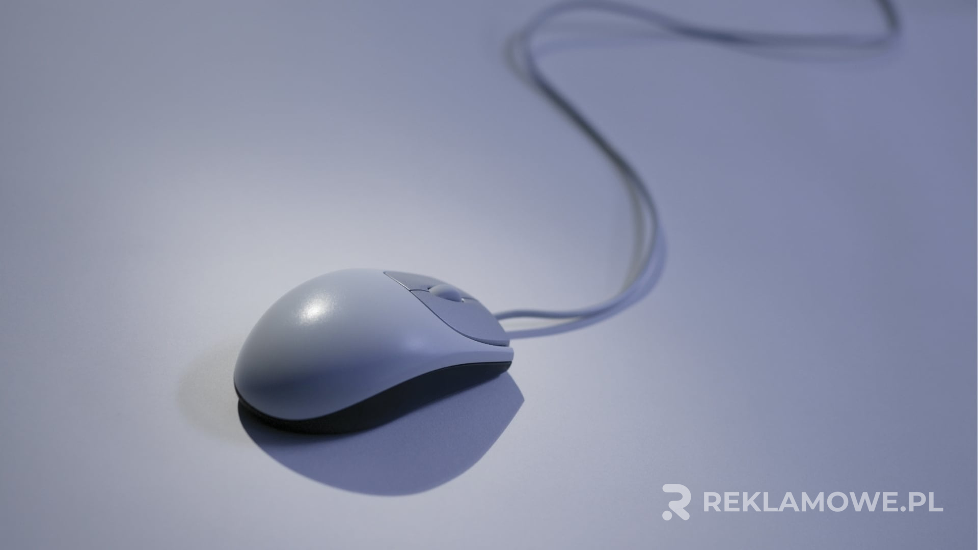 Myszki reklamowe na biurku